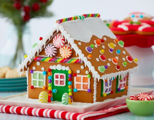 Feeling the love for Gingerbread Houses! - Move Revolution