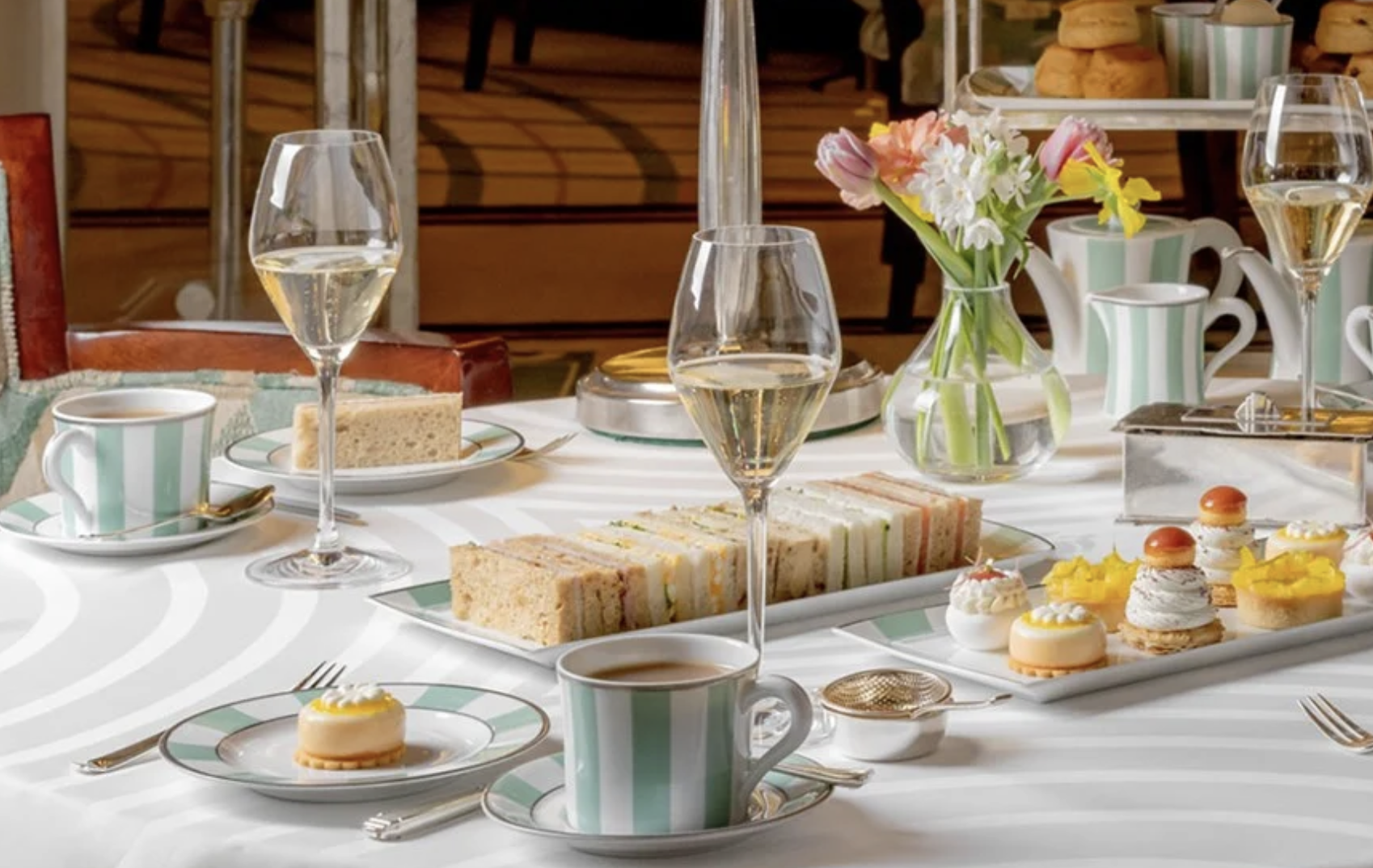 Exclusively Move Revolution – Our Favourite Afternoon Tea’s