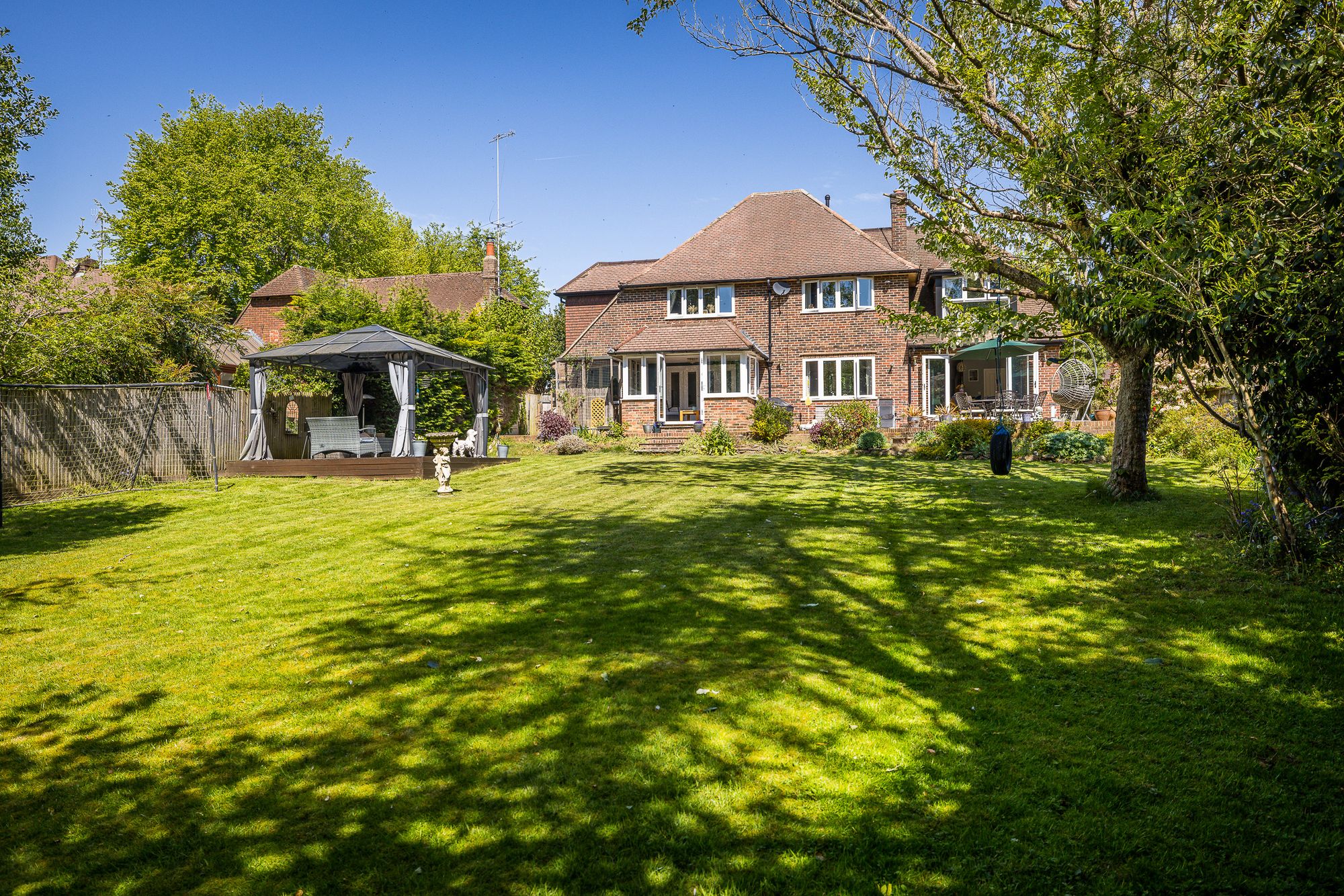 The Bank Holiday Effect: What Gardens, Balconies and Green Spaces Are Telling Us About the Property Market